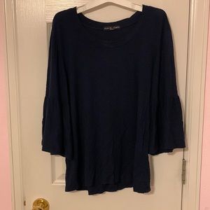 Kim & Cami Navy blue blouse. Size M.